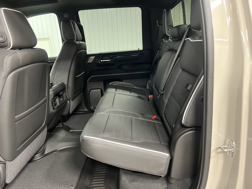 New 2026 GMC Sierra 2500 AT4X AWD/4WD image 13