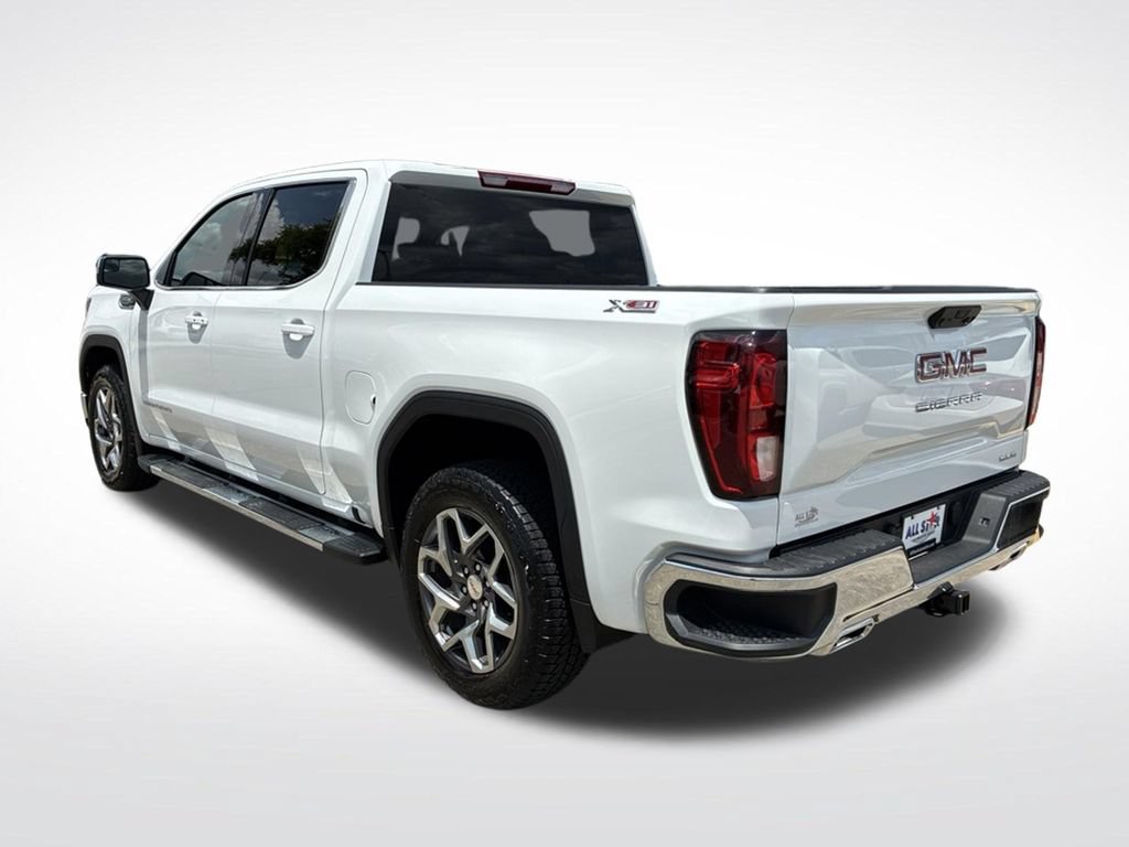 Used 2025 GMC Sierra 1500 SLE w/ X31 Off-Road Package AWD/4WD image 11