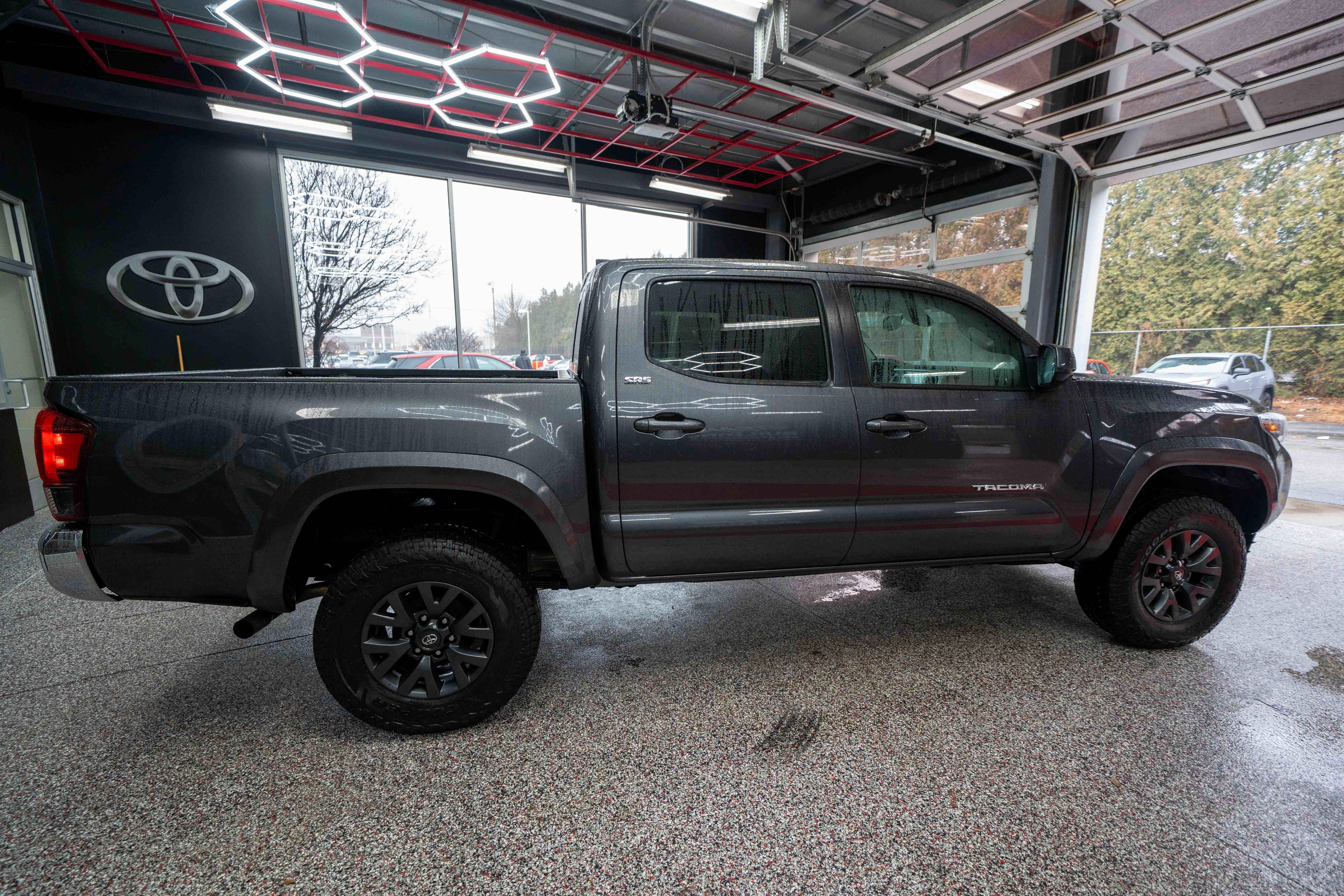 Certified 2023 Toyota Tacoma SR5 image 5