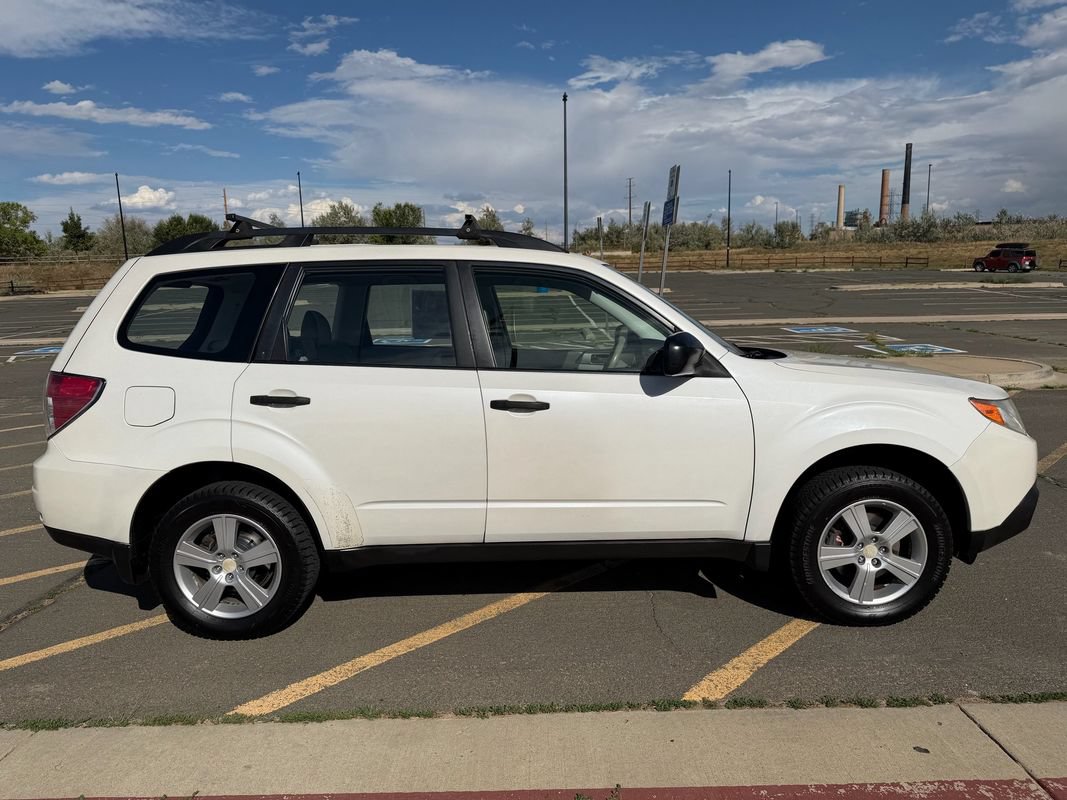 Used 2012 Subaru Forester 2.5X w/ Alloy Wheel Pkg AWD/4WD image 4