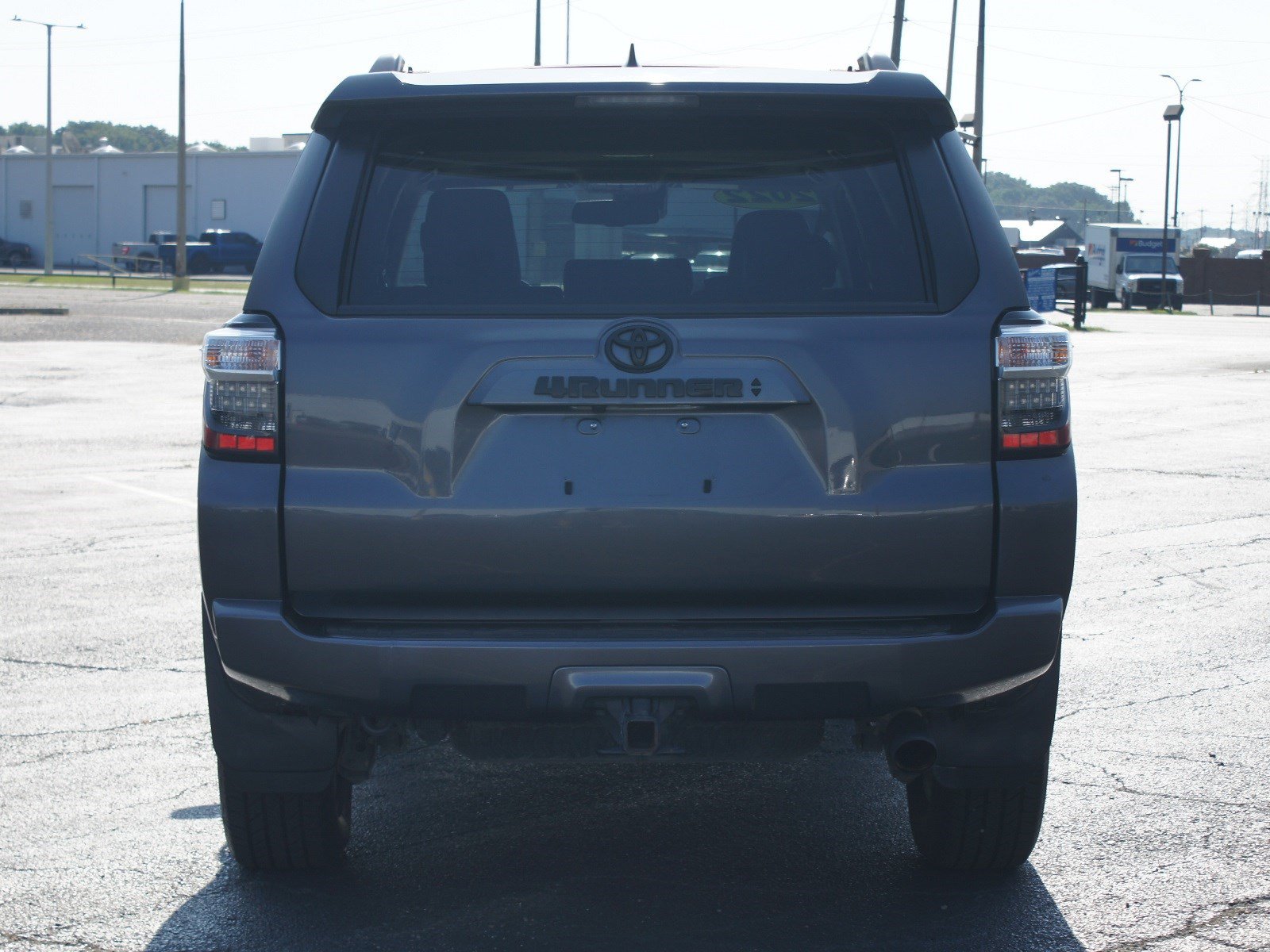 Used 2022 Toyota 4Runner SR5 Premium w/ Moonroof Package AWD/4WD image 3