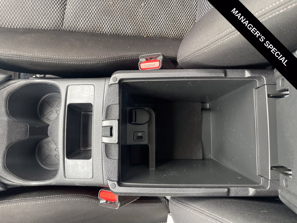 Used 2020 Nissan Rogue Sport SV AWD/4WD image 25