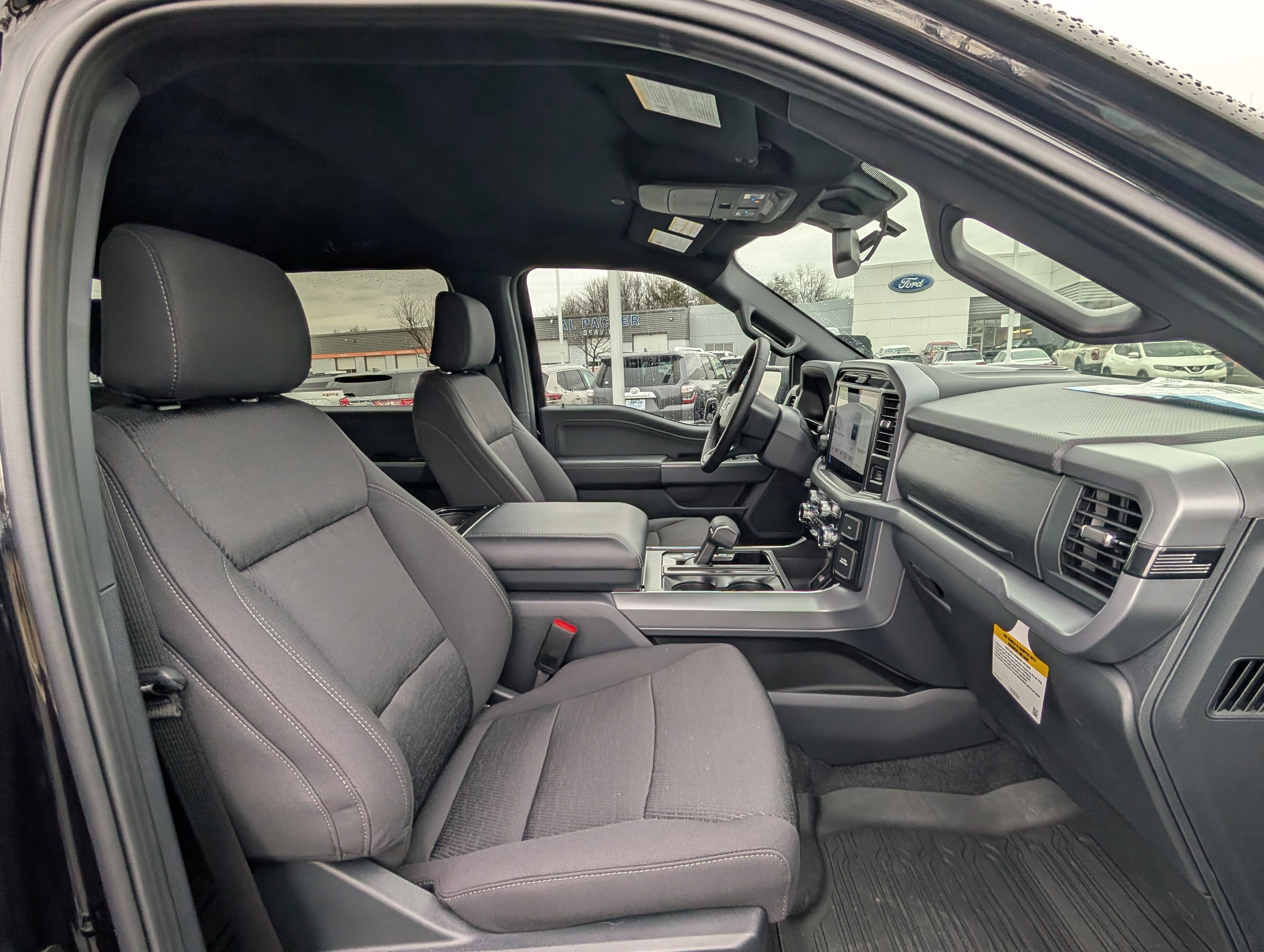 New 2025 Ford F150 XLT w/ Equipment Group 302A MID image 6