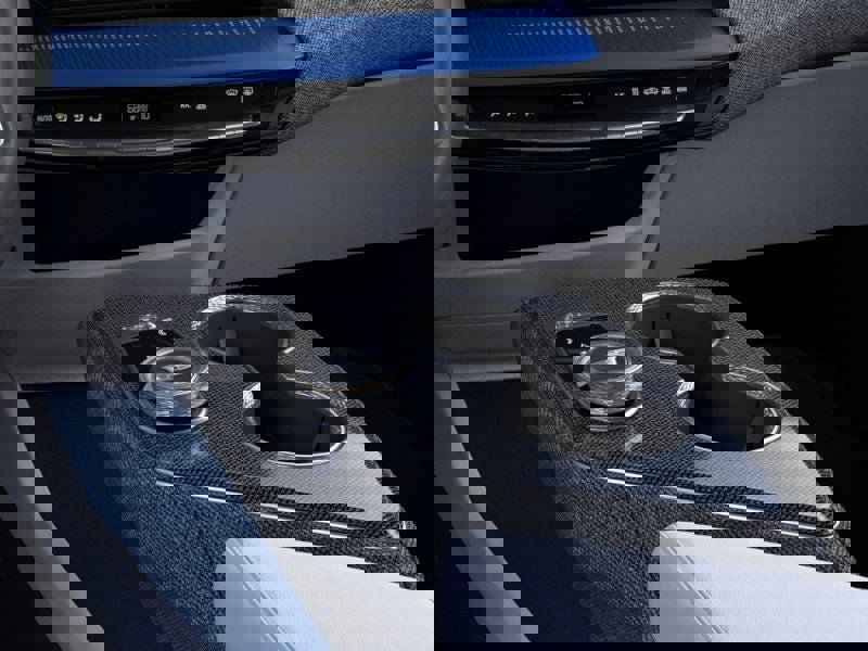 New 2026 Cadillac Optiq Luxury 1 image 23