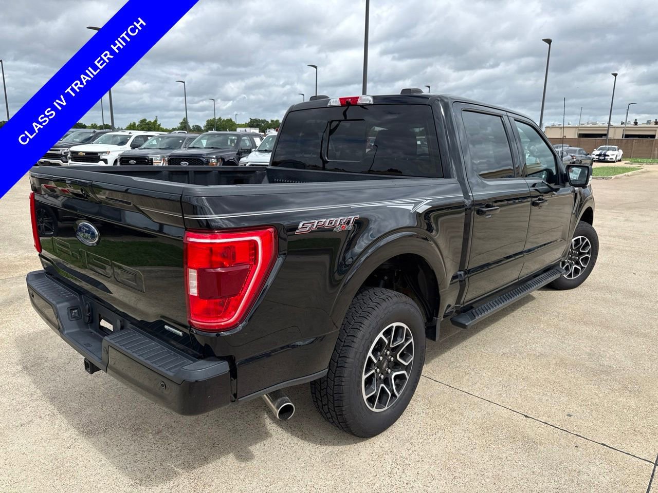 Used 2022 Ford F150 XLT w/ Equipment Group 302A High AWD/4WD image 11