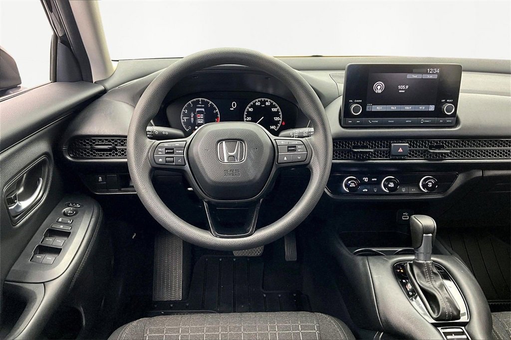 Used 2025 Honda HR-V LX image 5