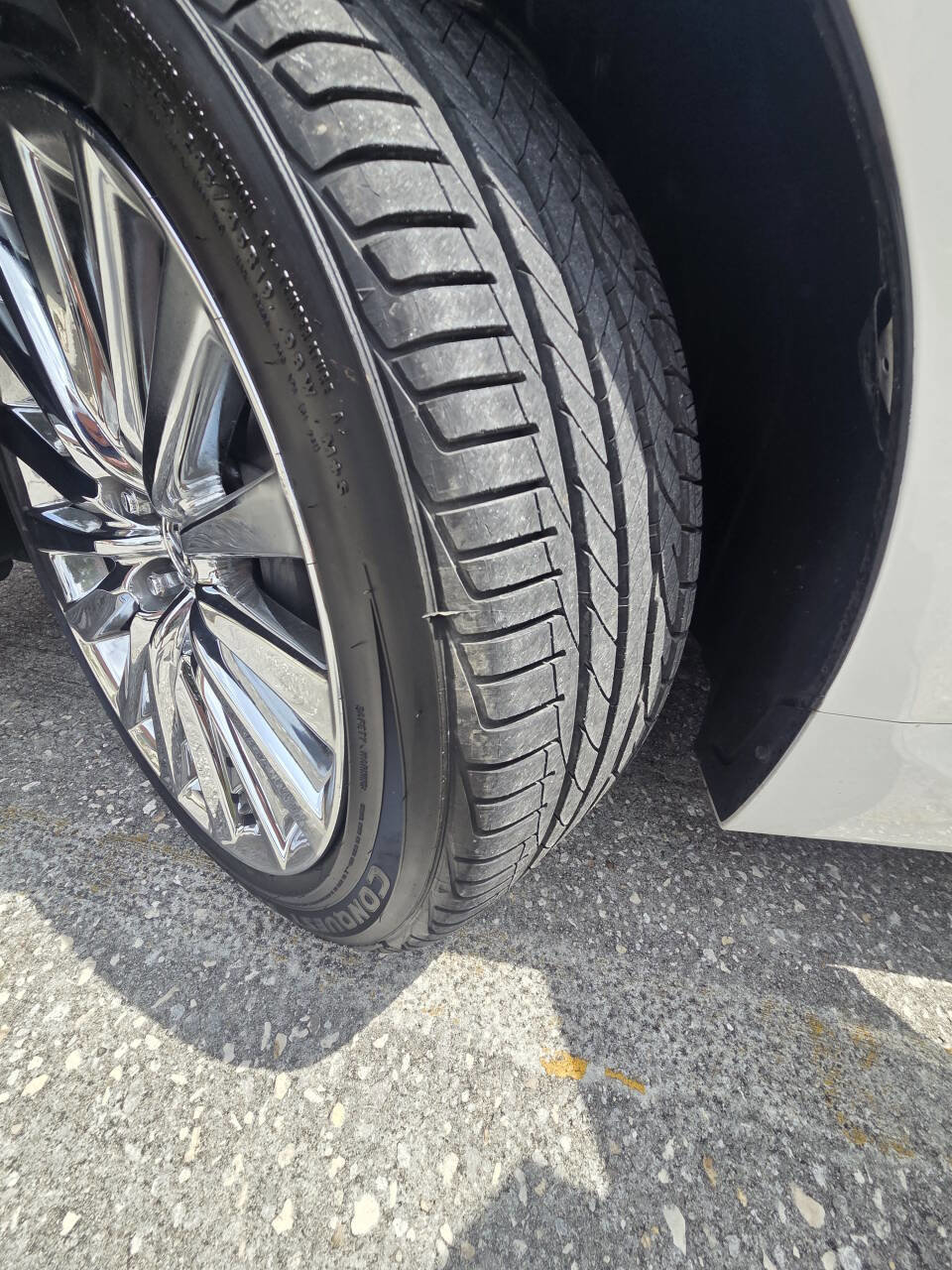 Used 2014 Lexus LS 460 L w/ Ultra Luxury Package RWD image 12