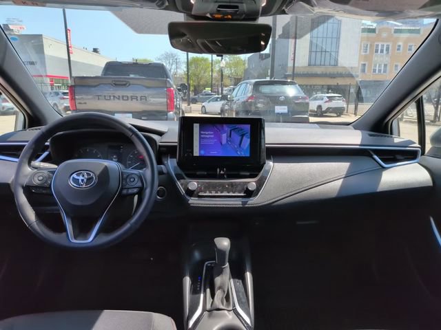 Used 2024 Toyota Corolla SE w/ SE Convenience Package image 11