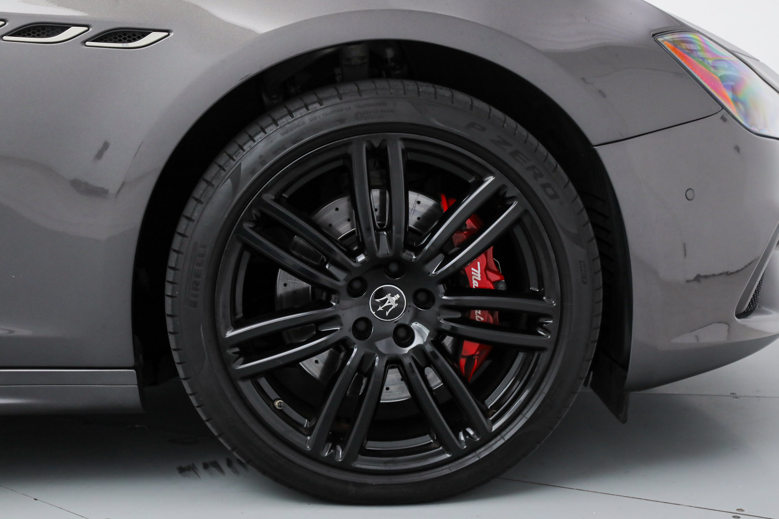 Certified 2023 Maserati Ghibli Modena RWD image 20