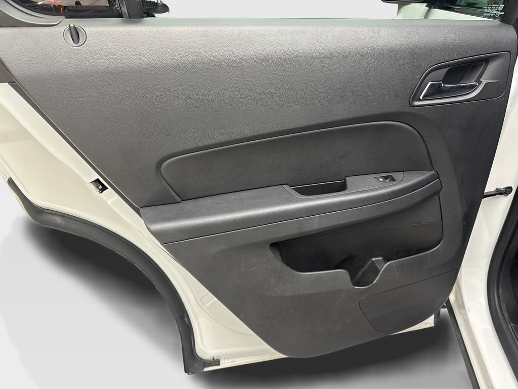 Used 2015 Chevrolet Equinox LT w/ Driver Convenience Package FWD image 37