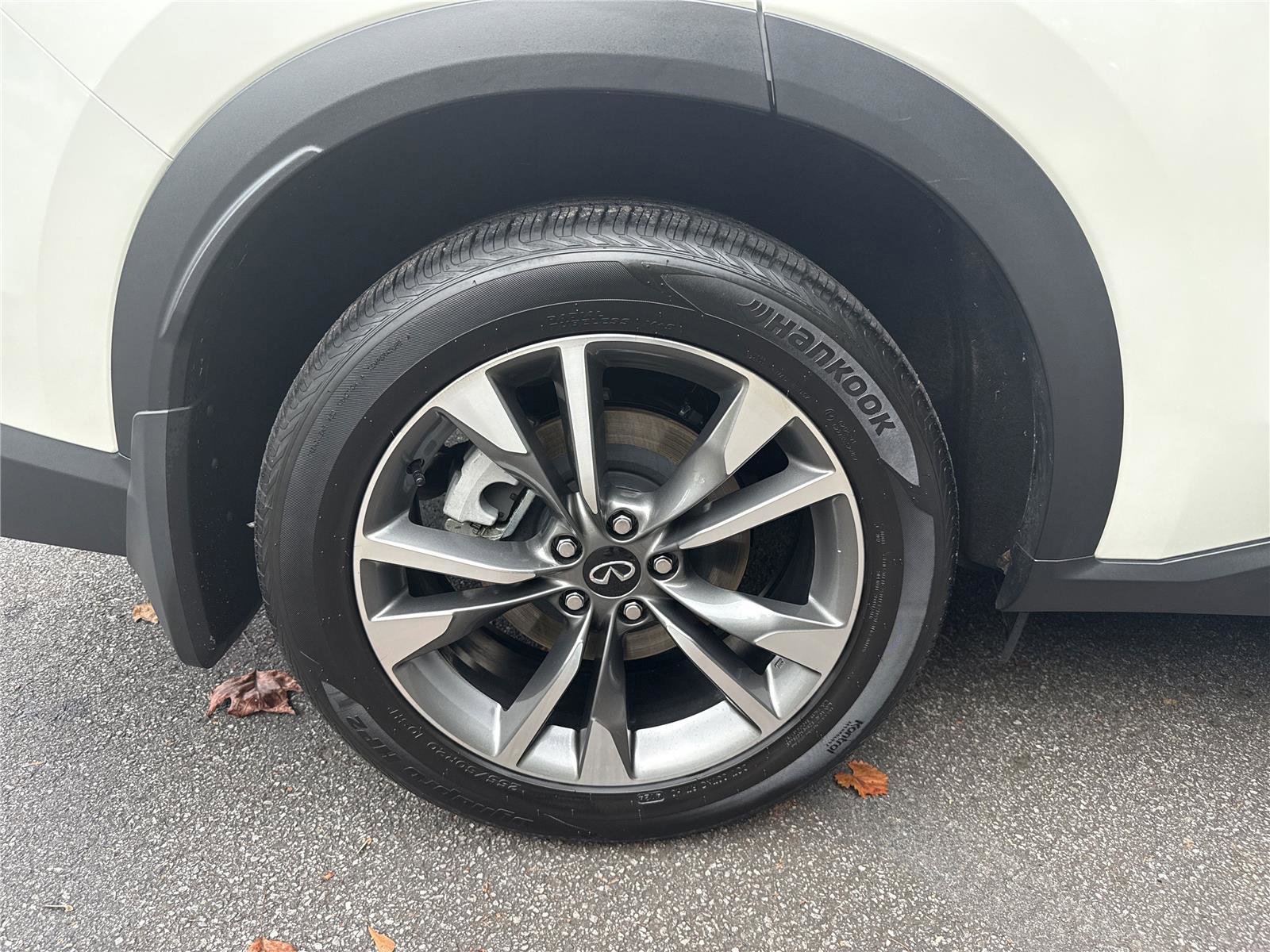 Certified 2025 INFINITI QX60 Luxe w/ Vision Package image 25