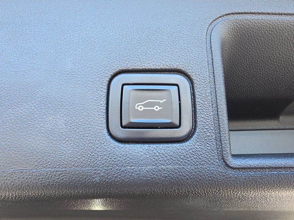 Certified 2022 GMC Terrain Denali AWD/4WD image 13