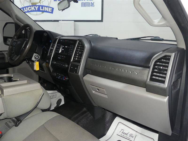 Used 2020 Ford F250 XL w/ Power Equipment Group image 19