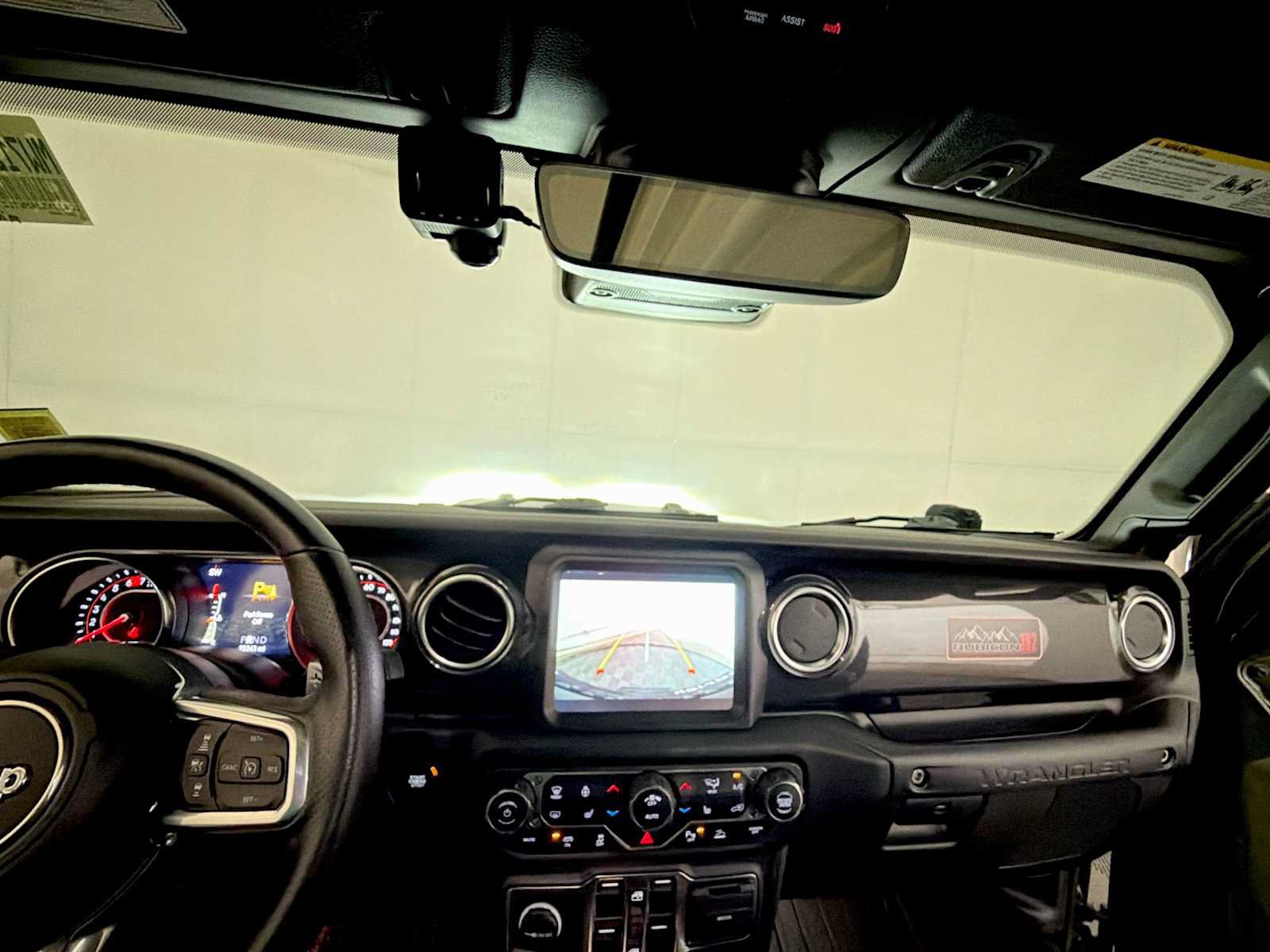 Used 2021 Jeep Wrangler Unlimited Rubicon AWD/4WD image 15