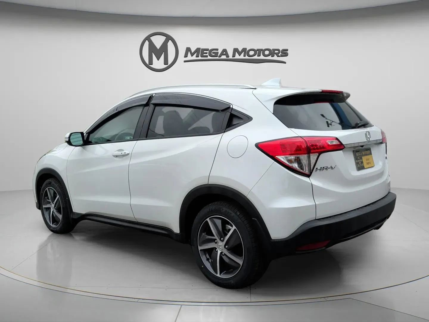 Used 2022 Honda HR-V EX image 3