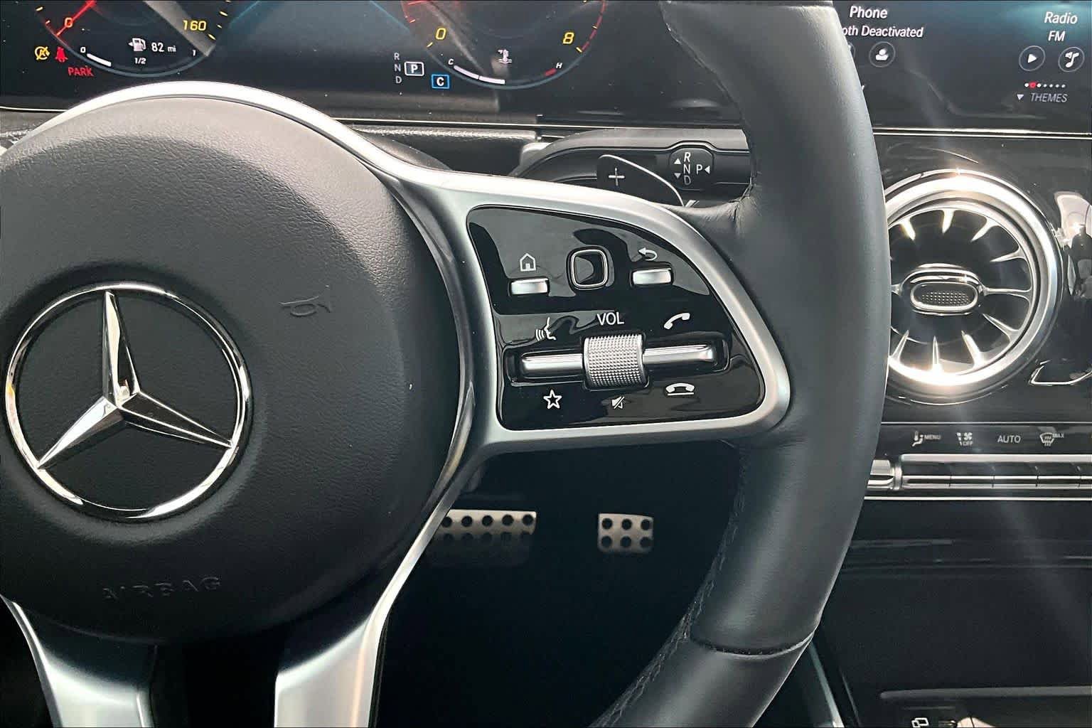Used 2022 Mercedes-Benz GLB 250 image 24