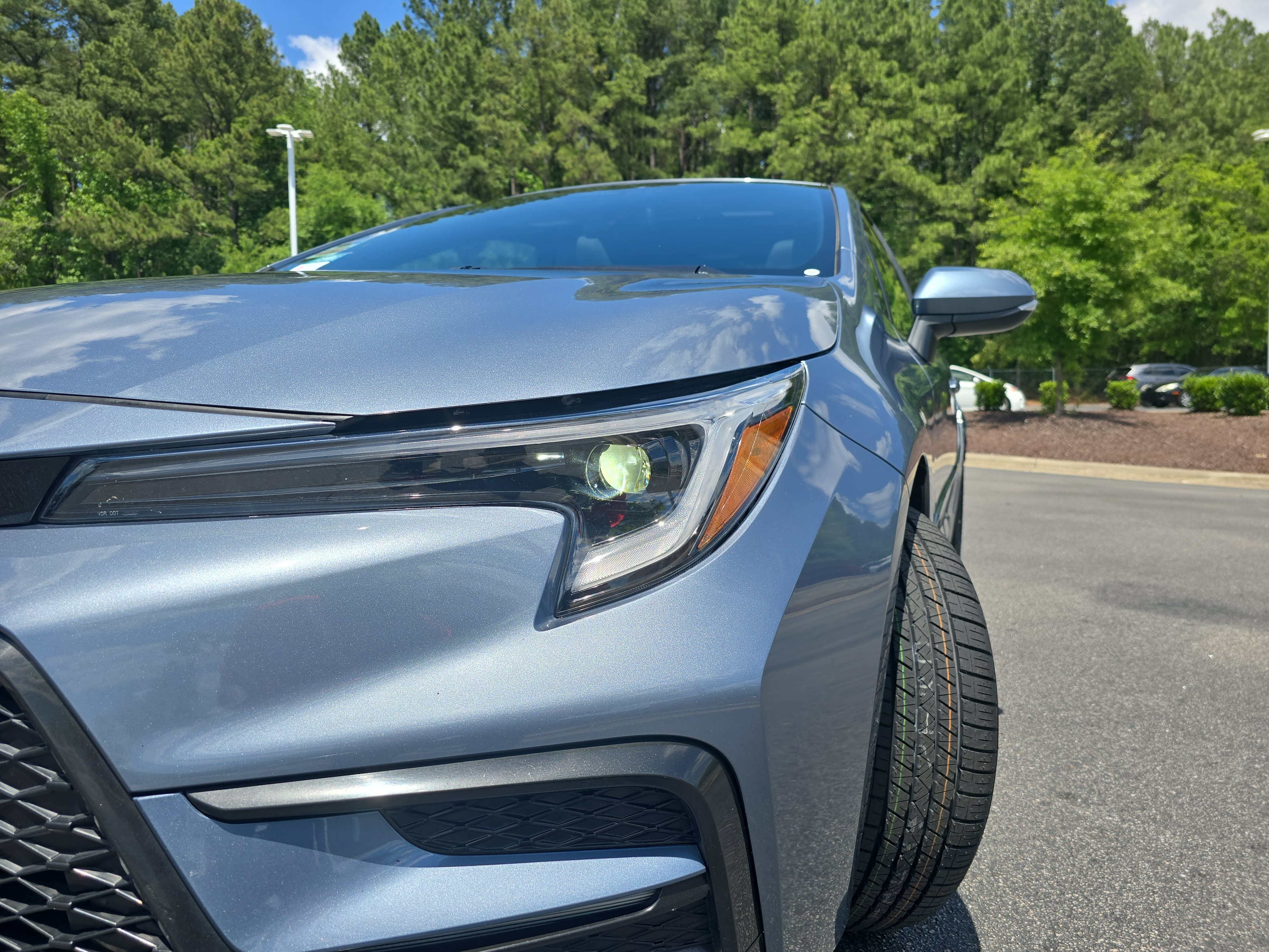 Certified 2025 Toyota Corolla SE w/ SE Premium Package FWD image 30