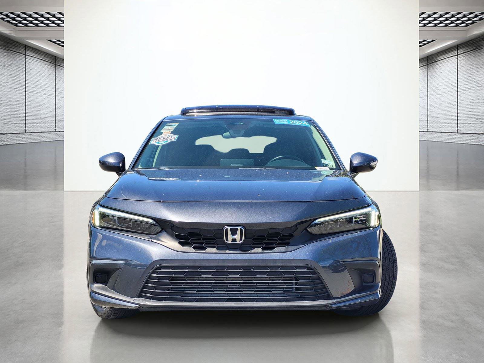 Used 2024 Honda Civic EX-L image 4