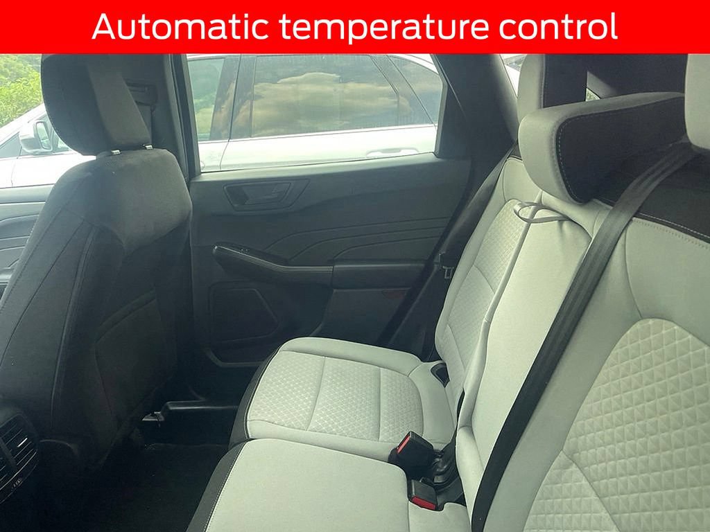 Used 2026 Ford Escape Active w/ Cold Weather Package AWD/4WD image 10