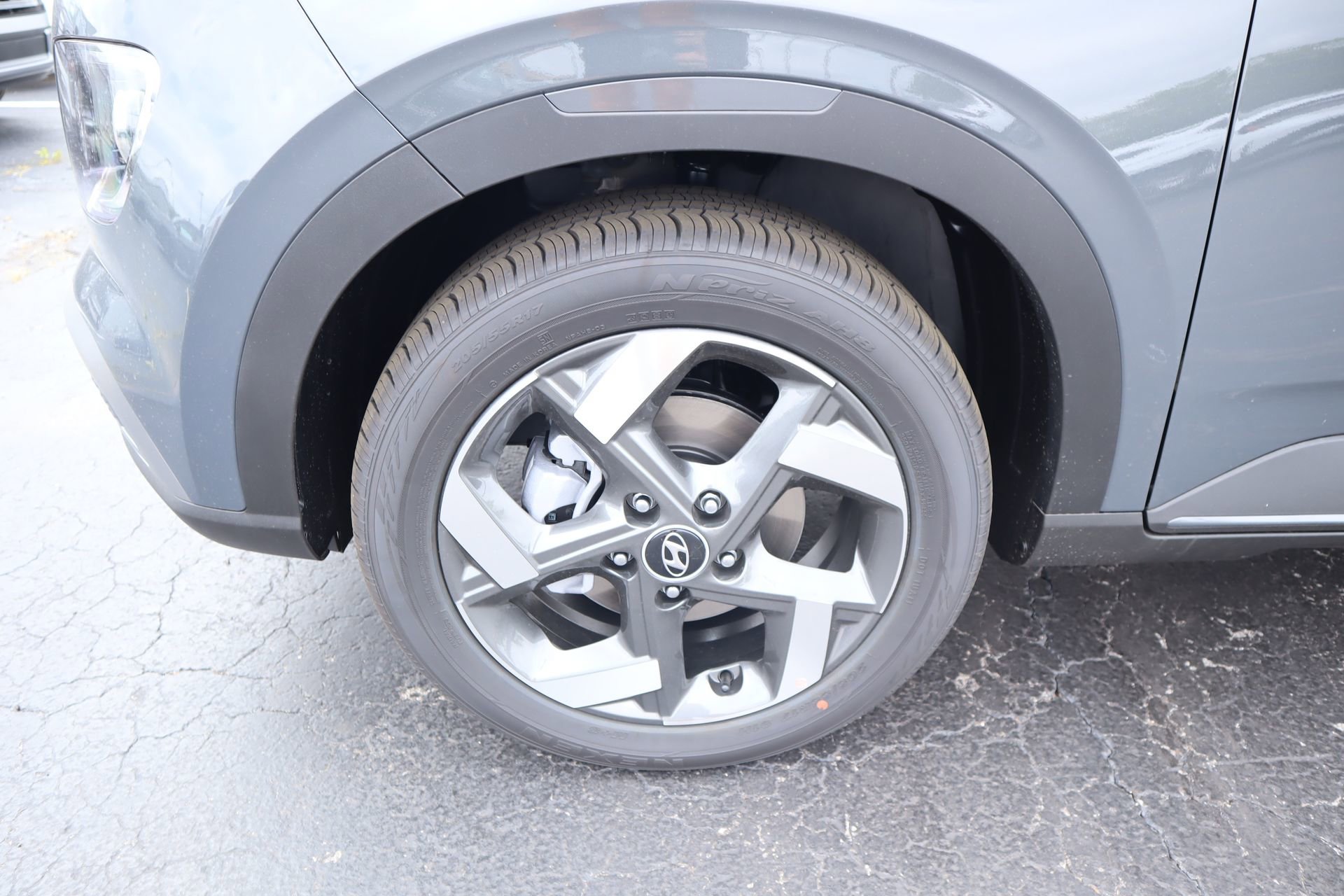 New 2026 Hyundai Venue SEL FWD image 17