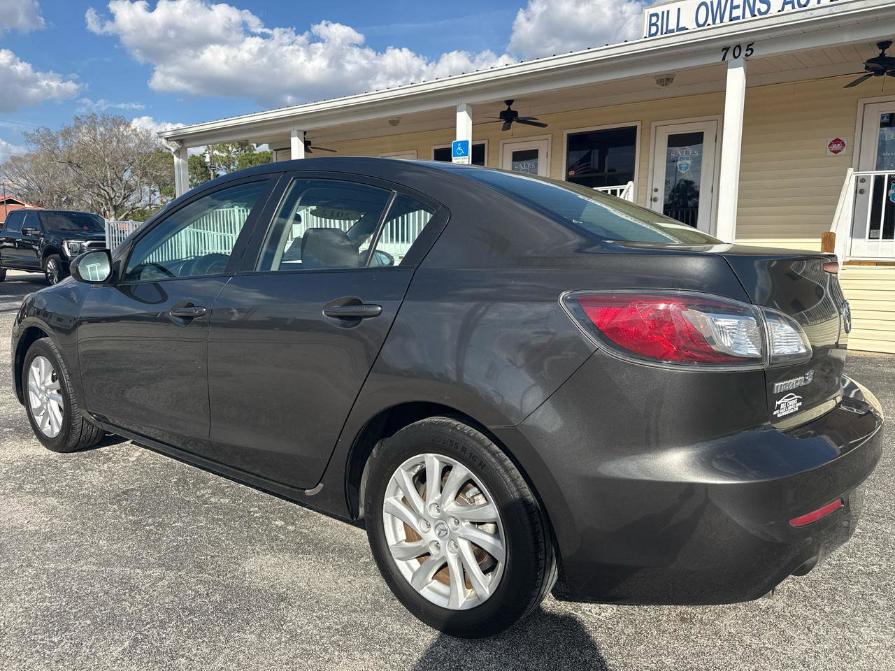 Used 2012 MAZDA MAZDA3 i Touring image 3