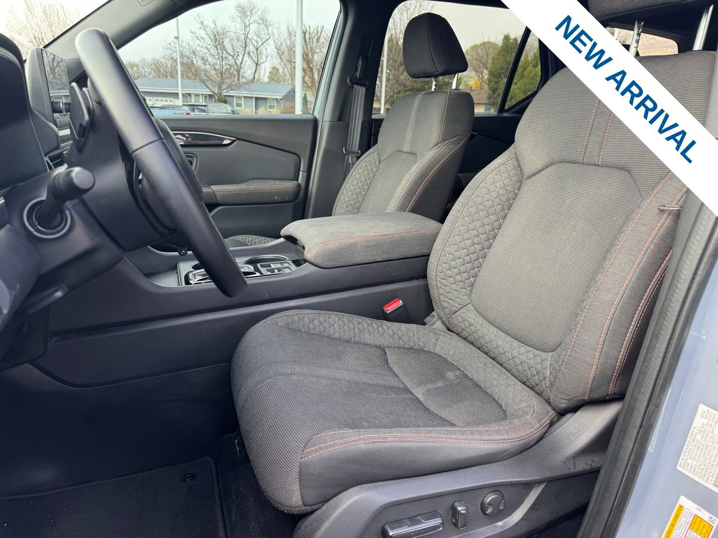 Used 2025 Honda Pilot Sport image 17