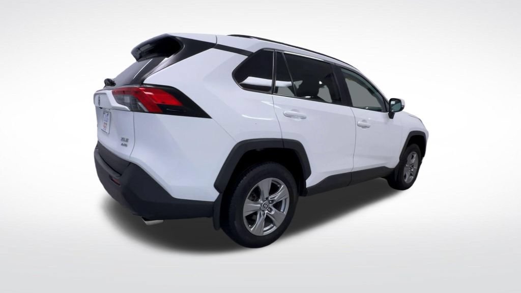 Used 2024 Toyota RAV4 XLE w/ Convenience Package AWD/4WD image 8