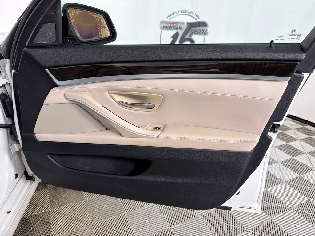 Used 2015 BMW 535i 535i image 16