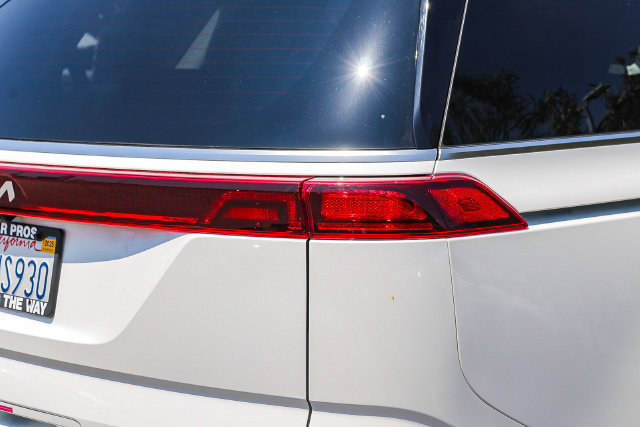 Certified 2024 Kia Carnival SX FWD image 10