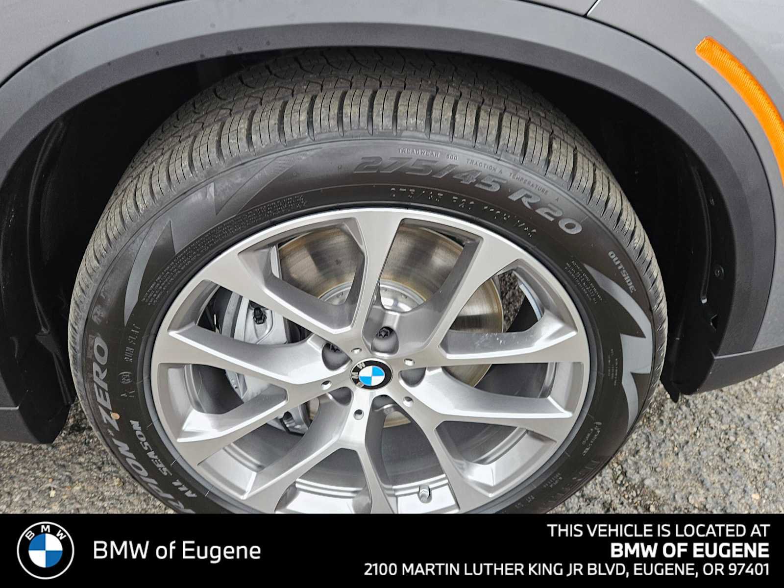 New 2026 BMW X5 xDrive50e w/ Executive Package image 9