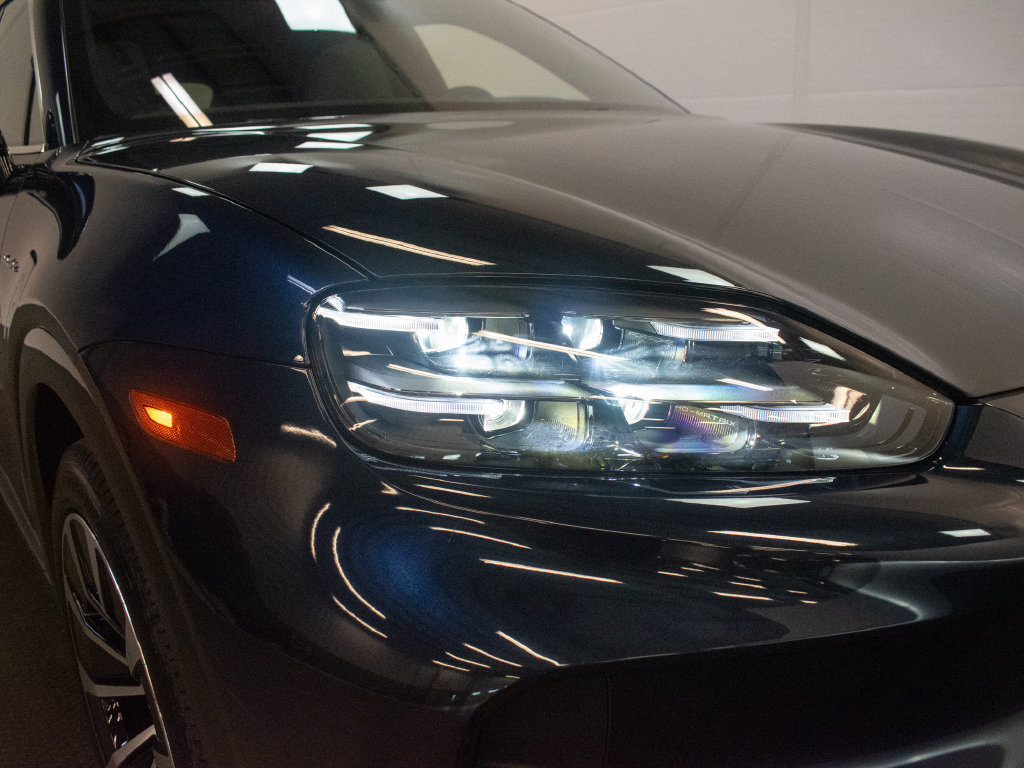 New 2026 Porsche Cayenne Electric AWD/4WD image 11