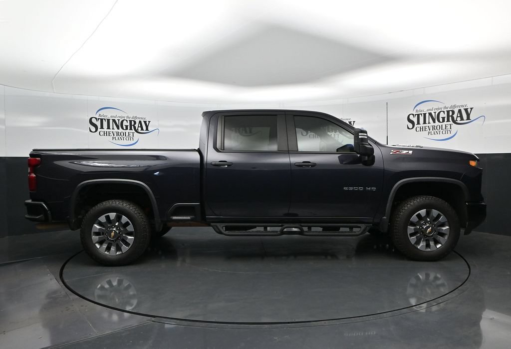 Used 2024 Chevrolet Silverado 2500 Custom w/ Custom Convenience Package AWD/4WD image 8