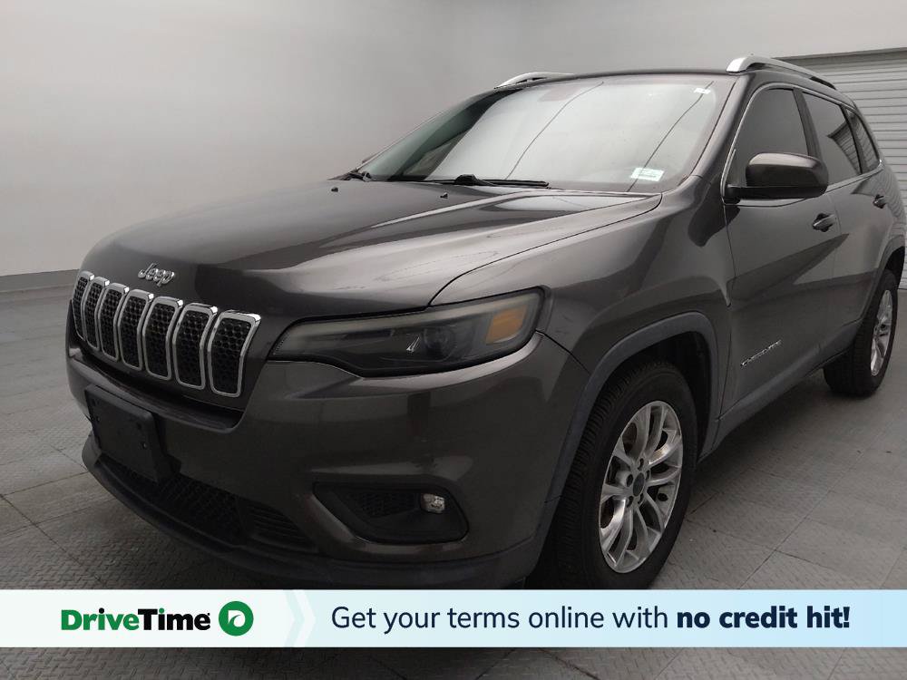 Used 2019 Jeep Cherokee Latitude Plus FWD image 1