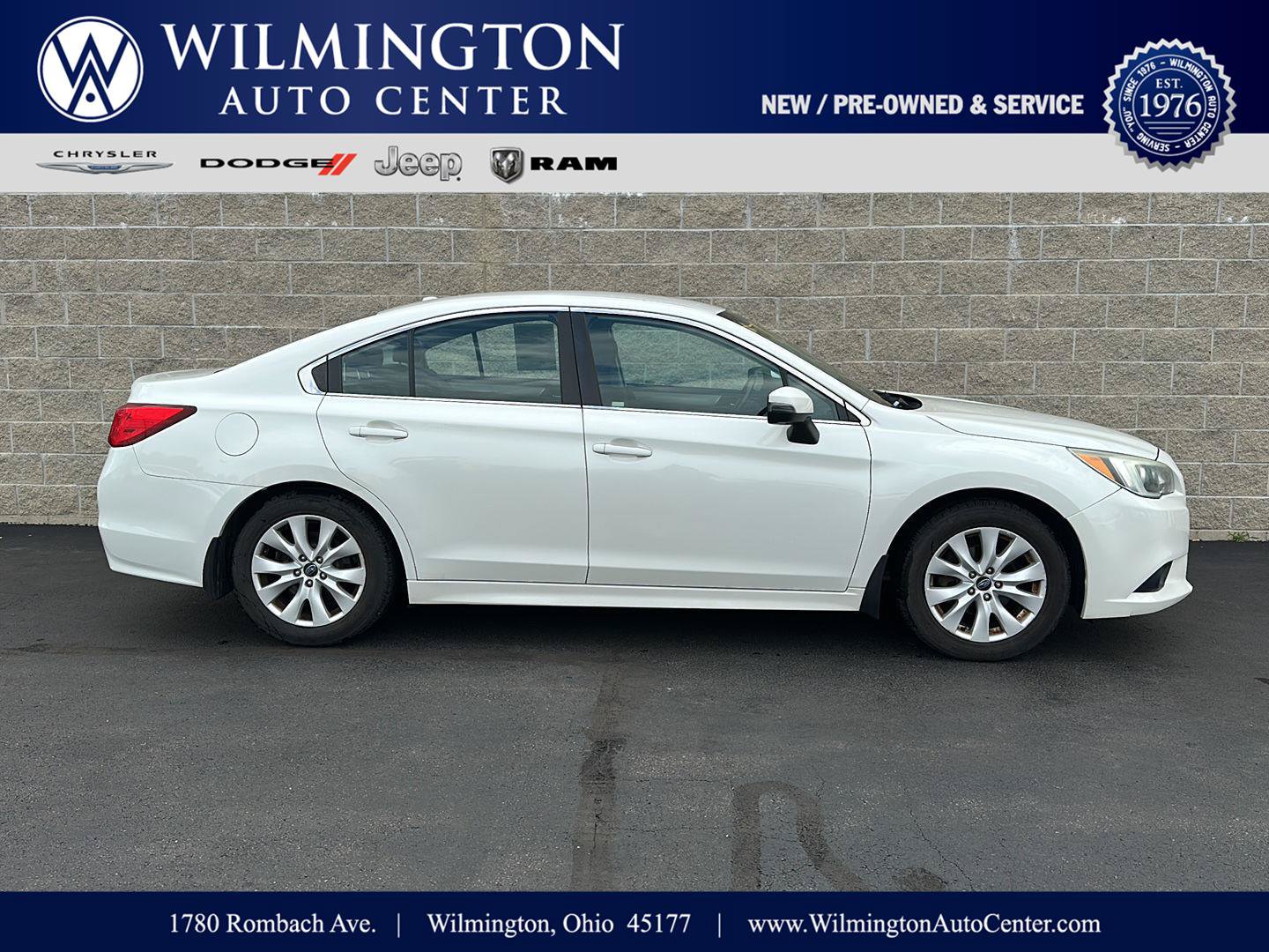 Used 2015 Subaru Legacy 2.5i Premium AWD/4WD image 1