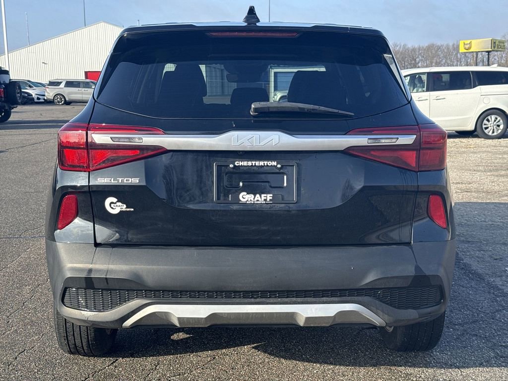 Used 2023 Kia Seltos LX image 7