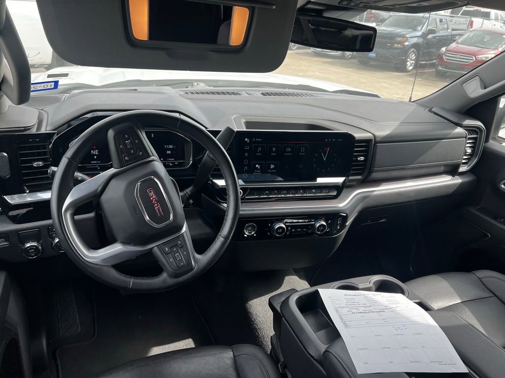 Used 2024 GMC Sierra 1500 SLT image 12