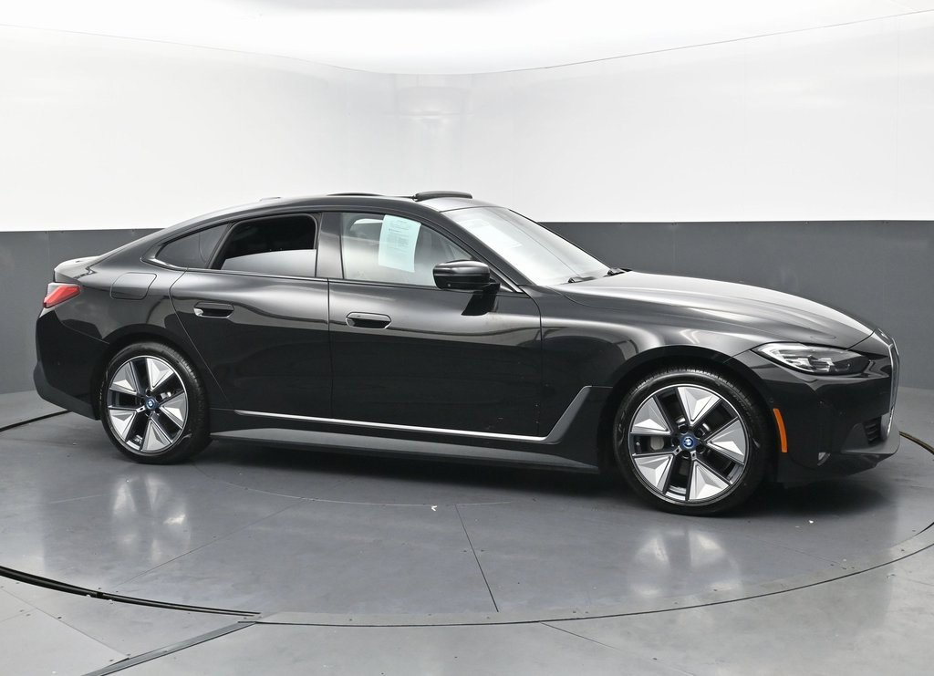 Used 2022 BMW i4 eDrive40 w/ Premium Package image 6