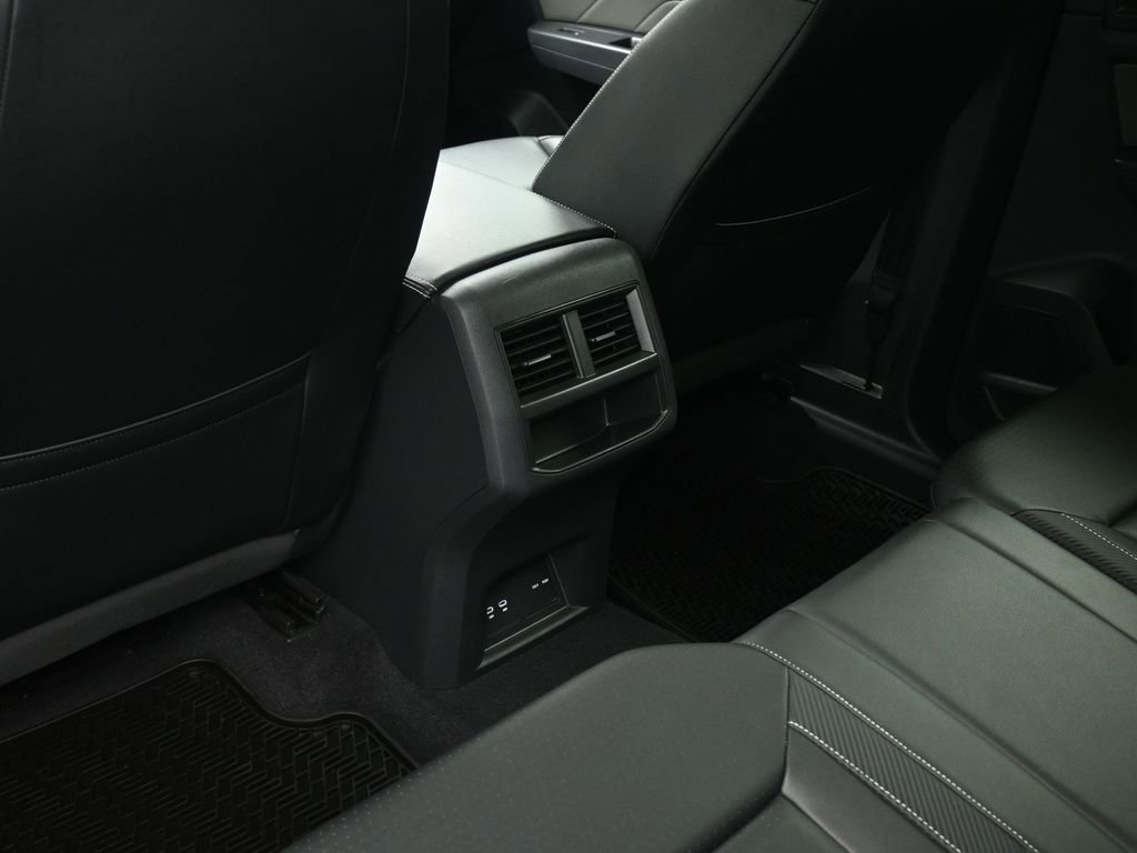 Used 2021 Volkswagen Atlas Cross Sport SE w/ Panoramic Sunroof Package image 22