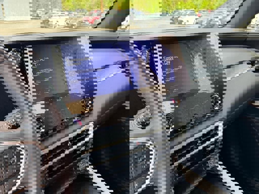 Used 2023 Lexus RX 350 w/ Accessory Package (2T) AWD/4WD image 23