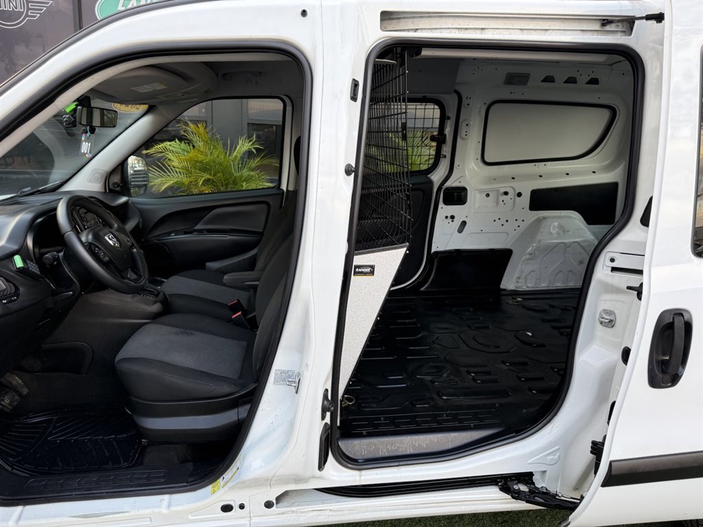 Used 2020 RAM ProMaster City Tradesman w/ Window Group 05 image 15