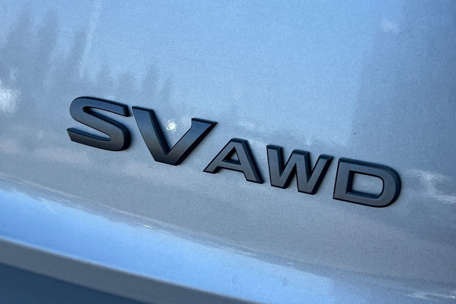 Used 2024 Nissan Rogue SV AWD/4WD image 17