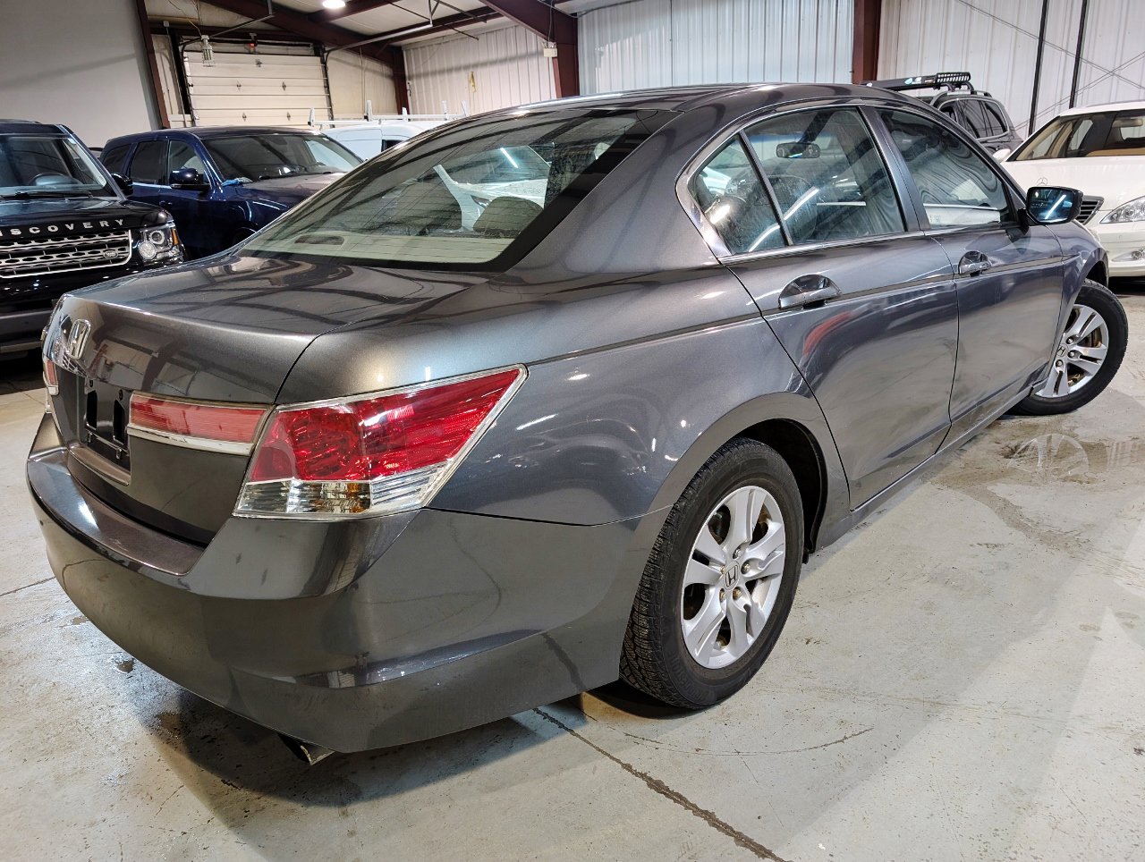 Used 2011 Honda Accord EX image 7