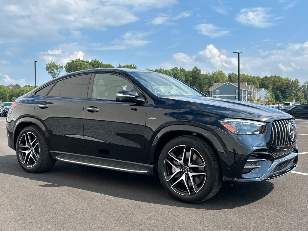 Used 2025 Mercedes-Benz GLE 53 AMG 4MATIC Coupe w/ Driver Assistance Package image 2