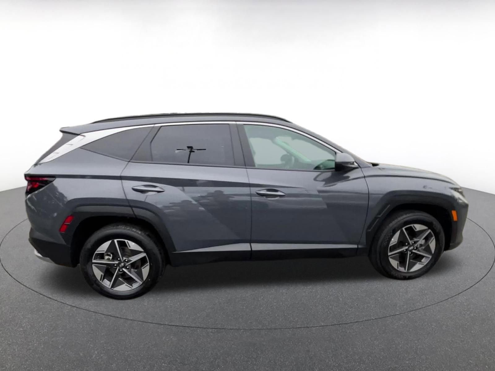 Used 2025 Hyundai Tucson SEL image 16