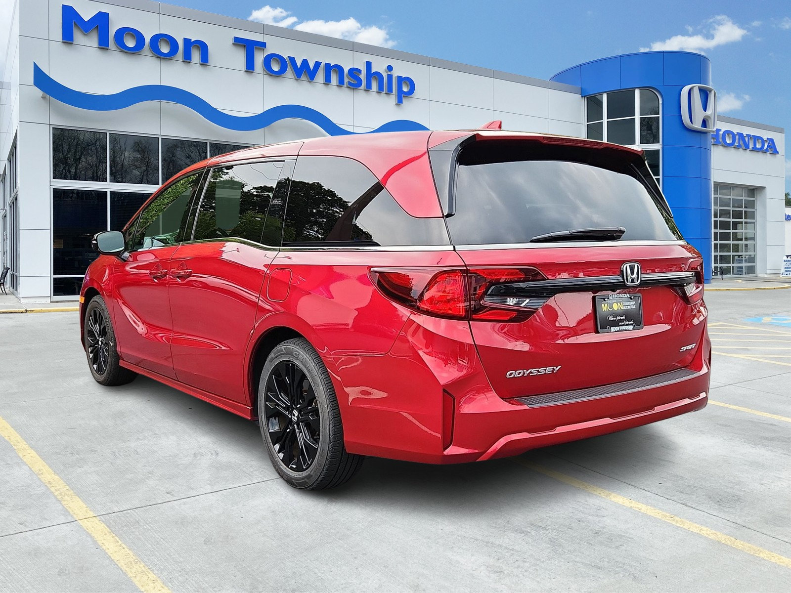 Used 2025 Honda Odyssey Sport-L image 4
