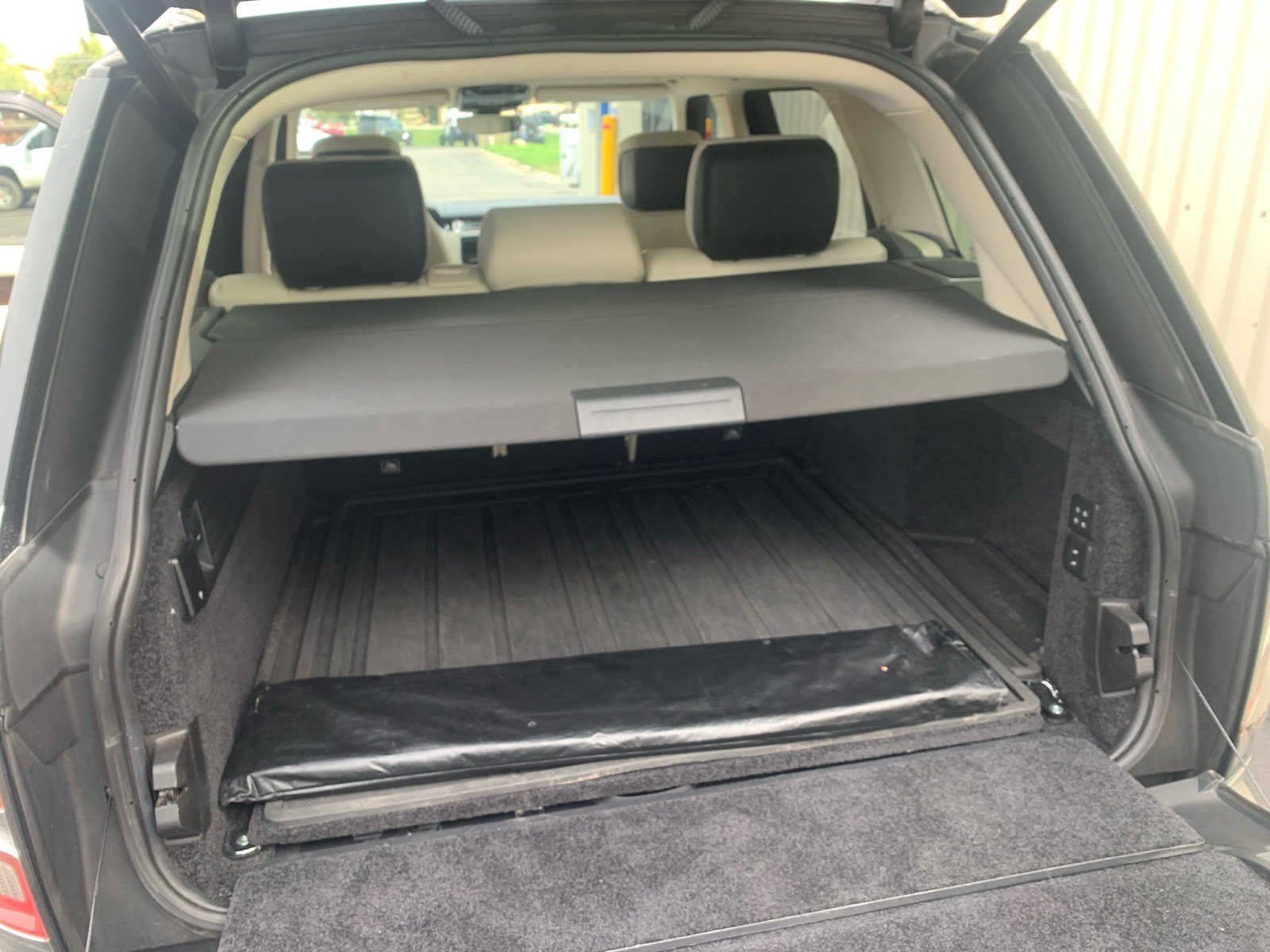 Used 2019 Land Rover Range Rover Supercharged image 17