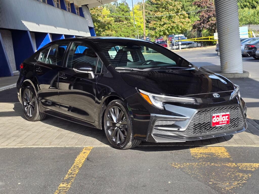 Used 2024 Toyota Corolla XSE FWD image 3