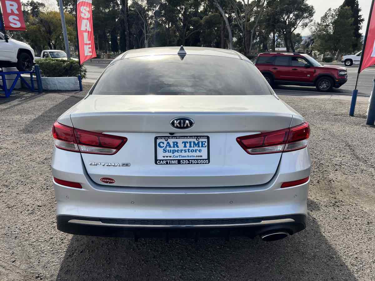 Used 2020 Kia Optima LX image 4