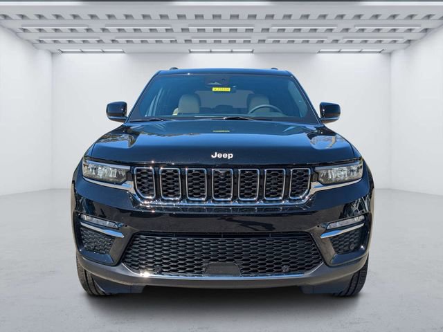 New 2025 Jeep Grand Cherokee Limited w/ Luxury Tech Group II RWD image 8