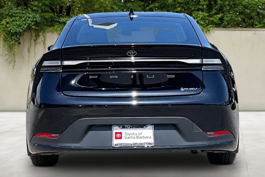 Used 2026 Toyota Prius Plug-In Hybrid image 6